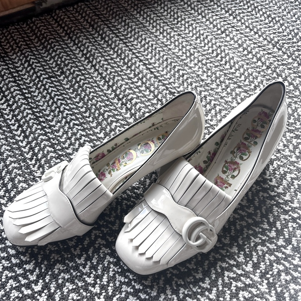 Gucci Off White Marmont Pump - Size 39 - perfect condition